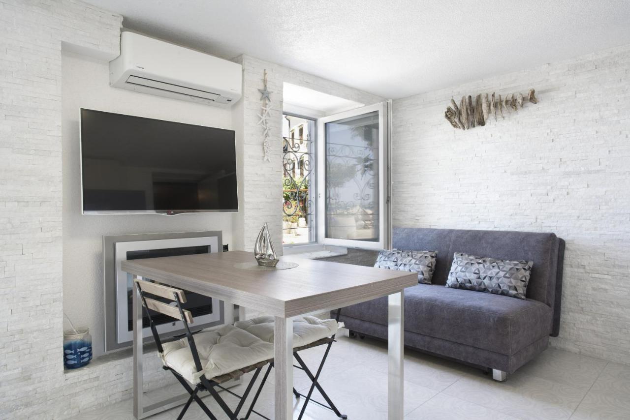 Punta Apartment Ka 2'2 By Locap Group ไพราน ภายนอก รูปภาพ